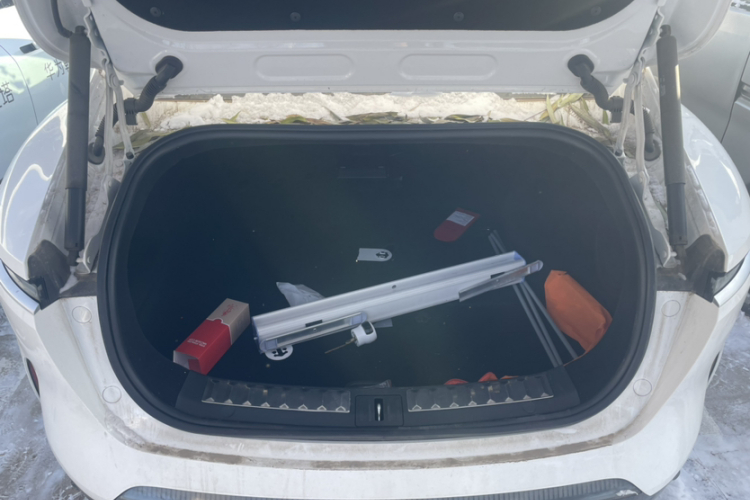 Avatr 11 2024 car image #19