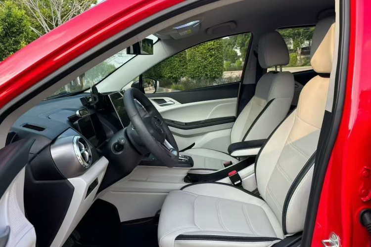 BYD Yuan Pro 2022 car image #19