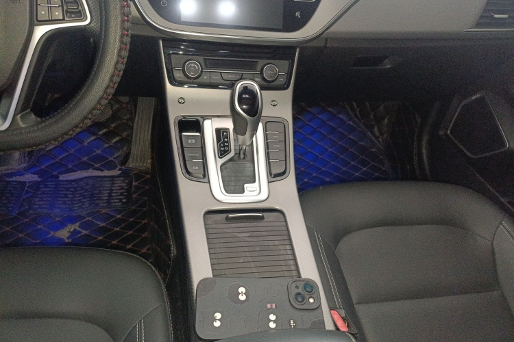 GEELY Emgrand L 2018 car image #19