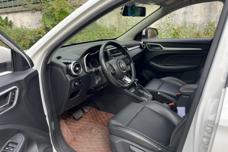 MG ZS 2018 car image #19