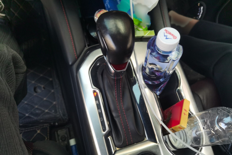 Chevrolet Blazer 2020 immagine di auto #19