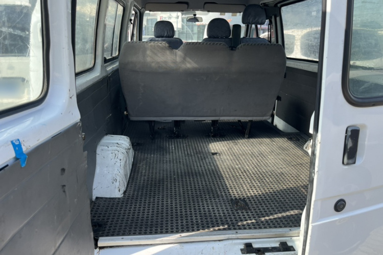 Ford Transit Classic 2016 immagine di auto #19