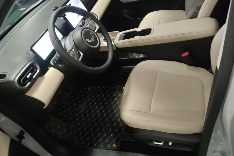 五菱汽车 五菱缤果PLUS 2025 汽车图片 #19