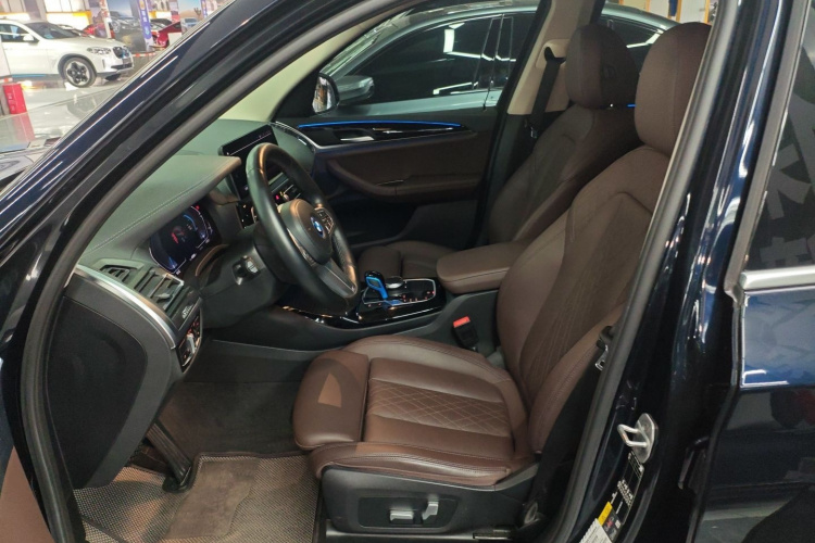 BMW iX3 2022 #19 BMW iX3 2022 car image #19