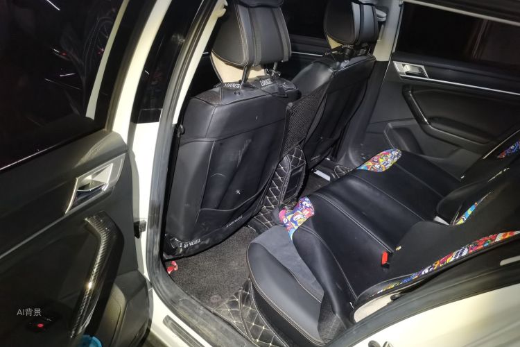 Volkswagen C-Trek 2018 immagine di auto #19