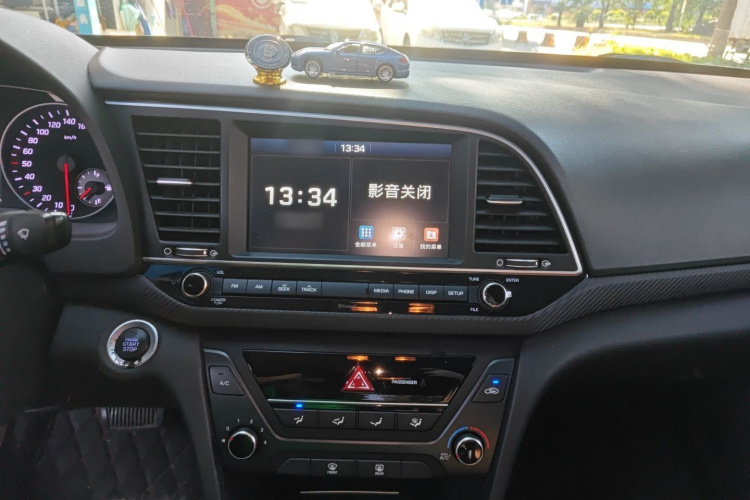 Hyundai Elantra AD 2018 car image #19