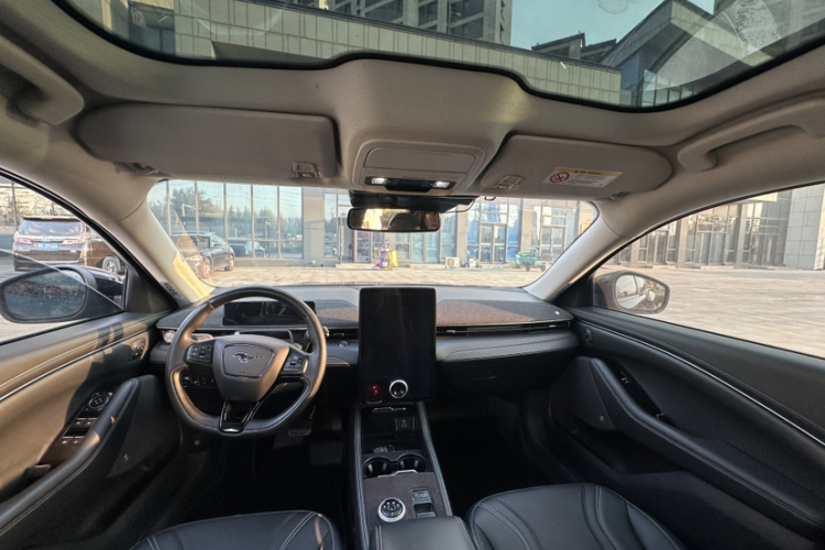 Ford Mustang Mach-E 2023 #19 Ford Mustang Mach-E 2023 car image #19