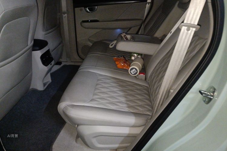 Wuling Asta 2022 car image #19