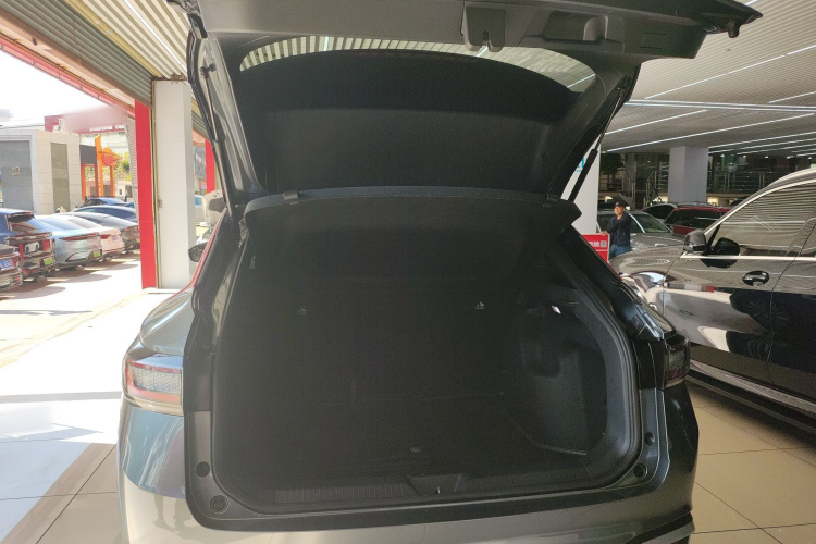 Volkswagen ID.4 X 2023 image de voiture #19