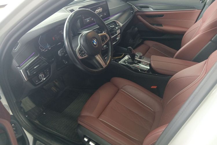 宝马 宝马5系新能源 2021 汽车图片 #19