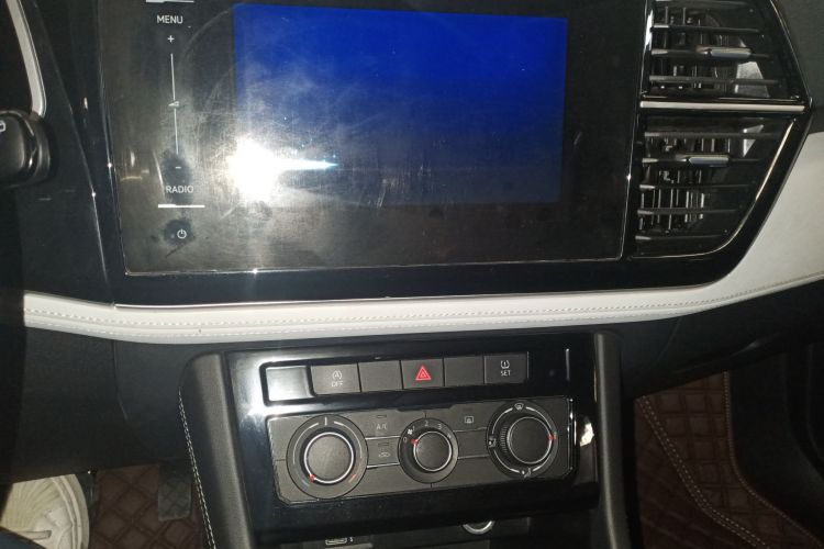 VS5 2023 car image #19