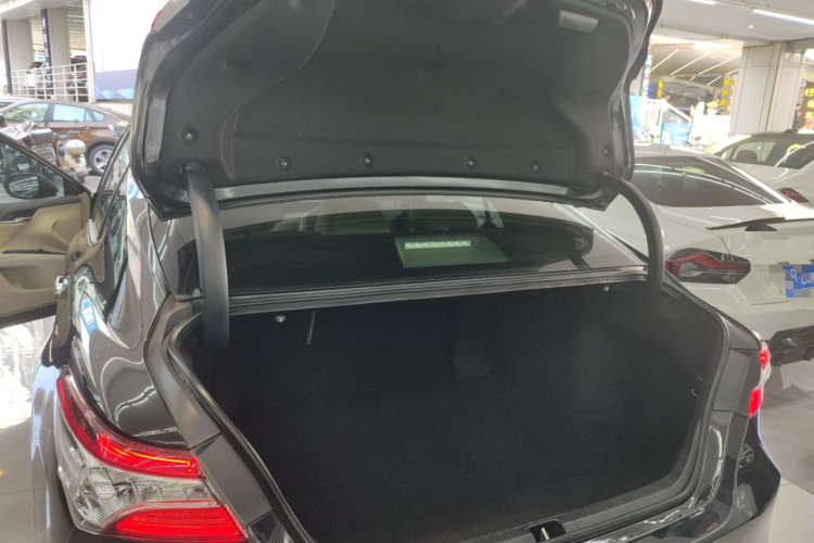 丰田 凯美瑞 2019 汽车图片 #19