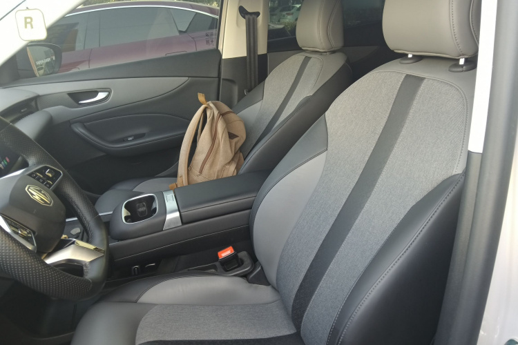 MG ES5 2025 #19 MG ES5 2025 car image #19