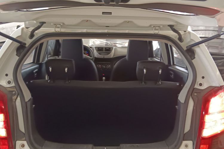 Suzuki Alto 2016 car image #19