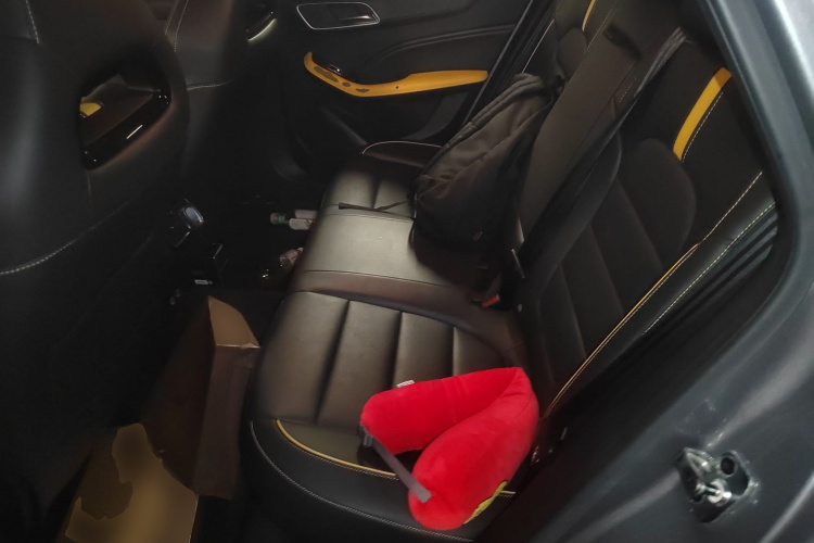 MG 6 New Energy 2022 immagine di auto #19