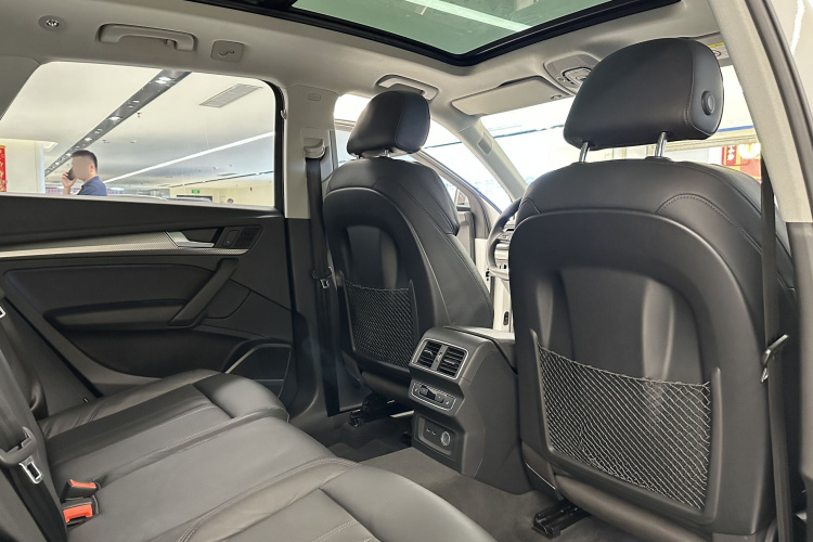 Audi Q5L 2018 imagem de carro #19