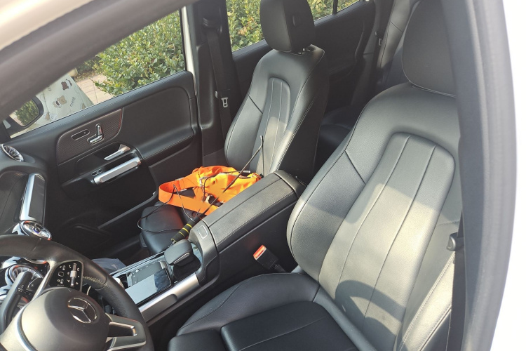 Mercedes-Benz EQB Class 2023 #19 Mercedes-Benz EQB Class 2023 car image #19