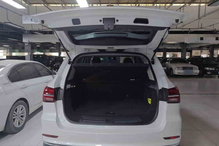 Roewe RX5 New Energy 2018 изображение автомобиля #19