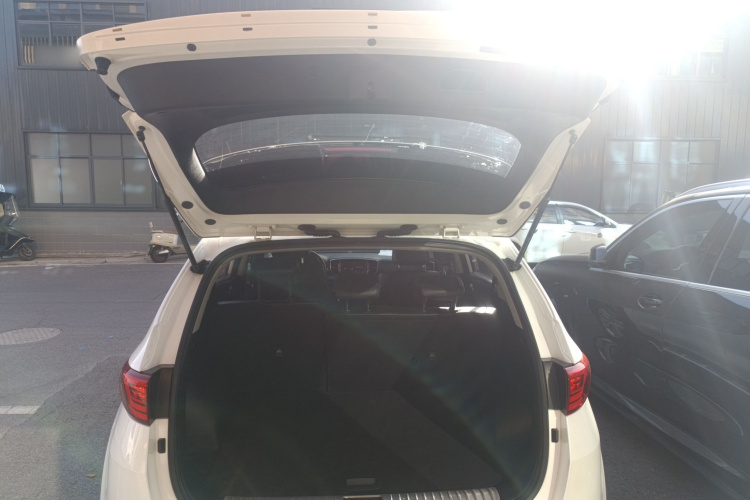 Kia KX5 2017 #19 Kia KX5 2017 car image #19