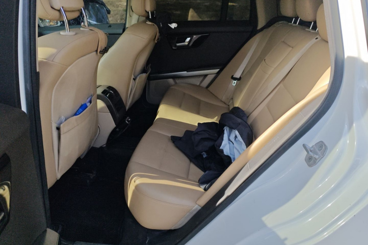 Mercedes-Benz GLK Class 2015 car image #19