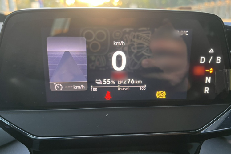 Volkswagen ID.4 X 2022 car image #19