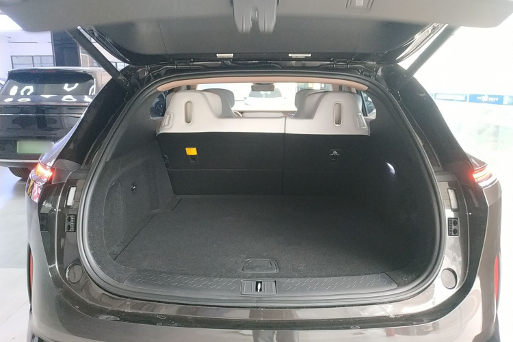 阿维塔 阿维塔07 2025 汽车图片 #19