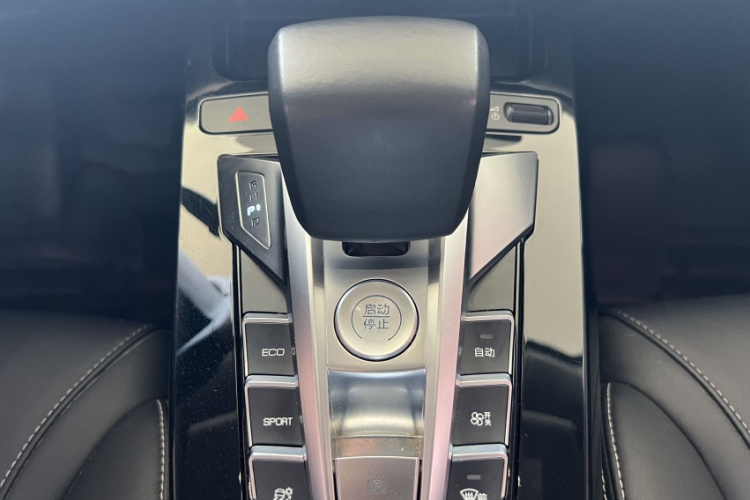 BYD Yuan New Energy 2020 #19 BYD Yuan New Energy 2020 immagine di auto #19