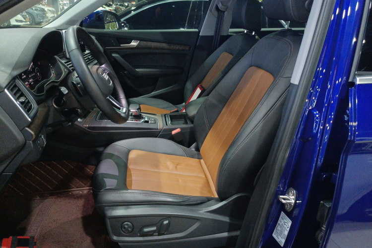 Audi Q5L 2019 car image #19