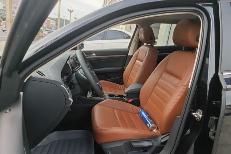 Volkswagen Lavida 2018 car image #19