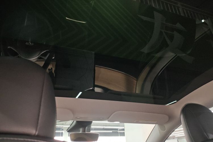 Tesla Model Y 2021 #19 Tesla Model Y 2021 car image #19