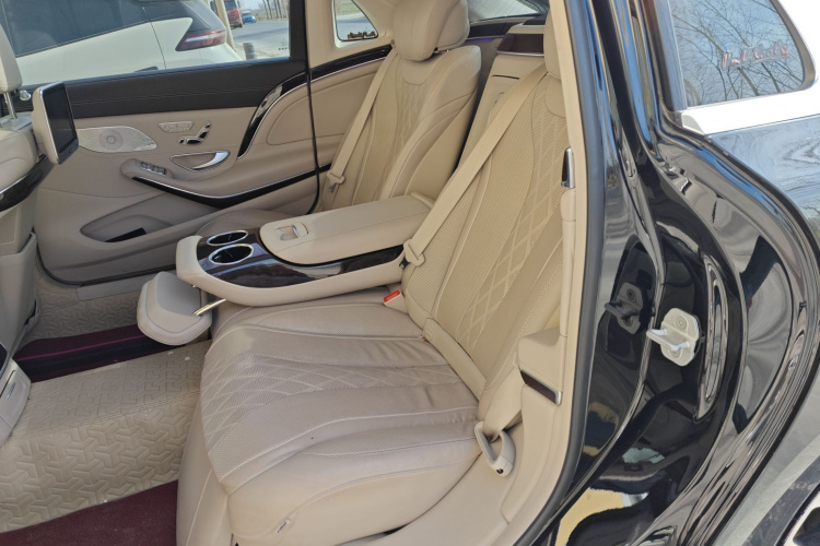 Mercedes-Benz Maybach S Class 2016 car image #19