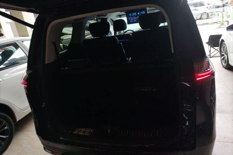 GAC Trumpchi E8 New Energy 2023 car image #19