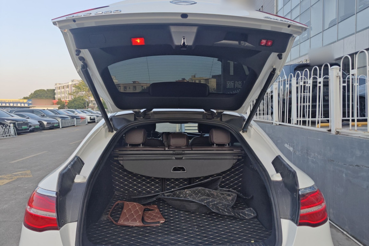 Mercedes-Benz GLC Coupe 2019 imagem de carro #19