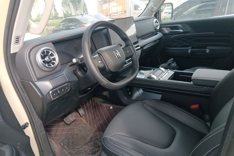 Tank 300 New Energy 2025 car image #19