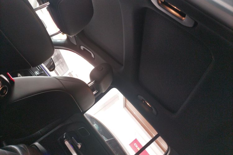 Mercedes-Benz EQB Class 2022 #19 Mercedes-Benz EQB Class 2022 car image #19