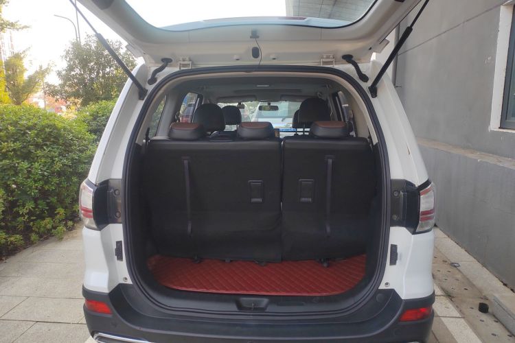 Forthing JOYEAR X6 2018 #19 Forthing JOYEAR X6 2018 car image #19