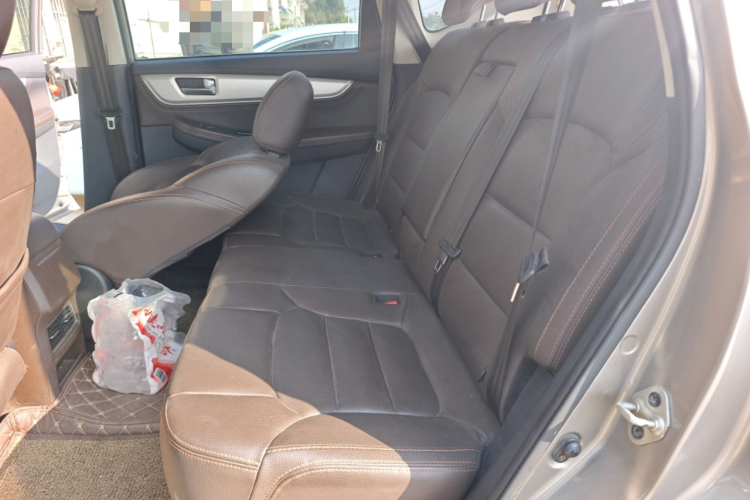 Forthing JOYEAR X5 2017 image de voiture #19