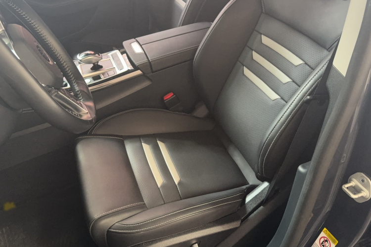 BYD Qin Pro New Energy 2020 immagine di auto #19