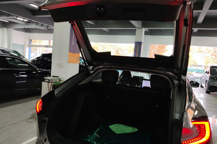 Toyota bZ5 2025 #19 Toyota bZ5 2025 immagine di auto #19