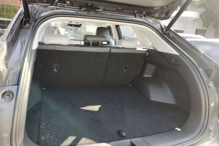 Changan UNI-Z PHEV 2025 #19 Changan UNI-Z PHEV 2025 car image #19