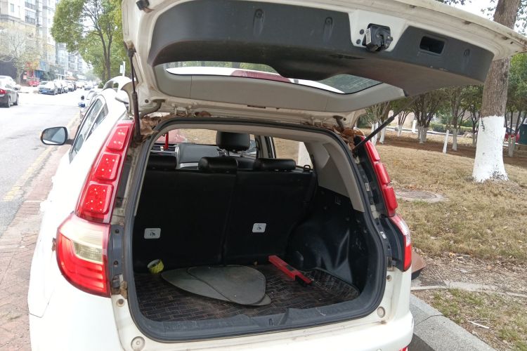 GEELY GX7 2016 #19 GEELY GX7 2016 car image #19