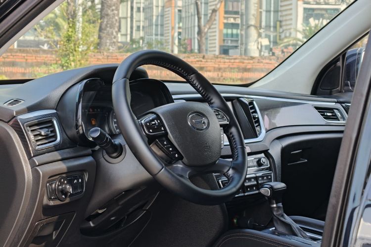 GAC Trumpchi GS7 2018 #19 GAC Trumpchi GS7 2018 car image #19