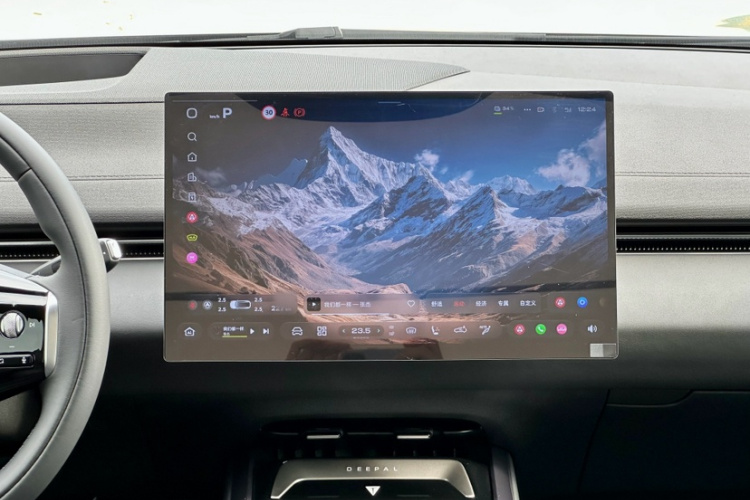 Deepal L07 2025 car image #19