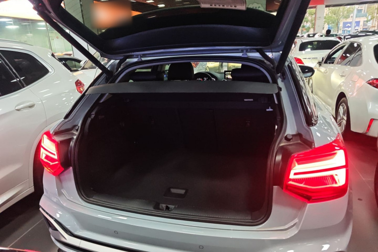 Q2L 2022 image de voiture #19