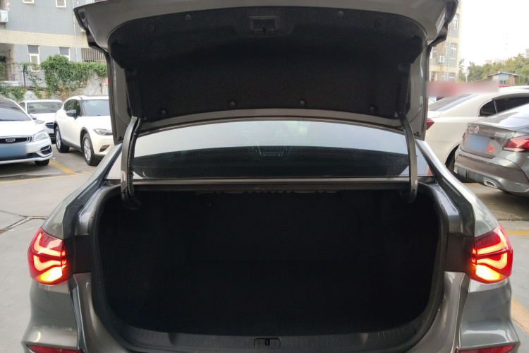 科鲁泽 2019 汽车图片 #19