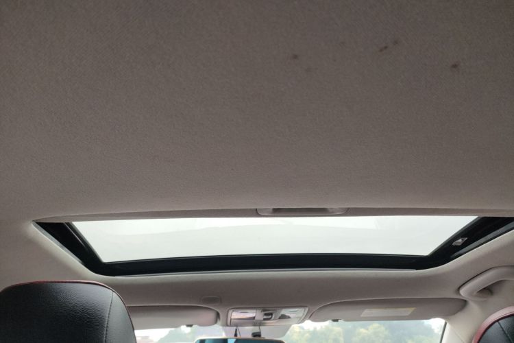 Kia Rio Cross 2018 car image #19