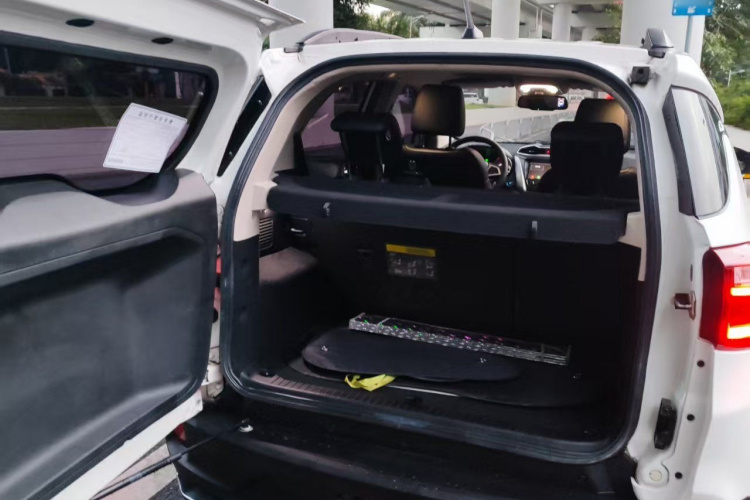 BYD Yuan New Energy 2018 car image #19