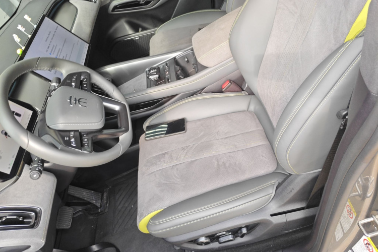 BYD SongL EV 2024 car image #19