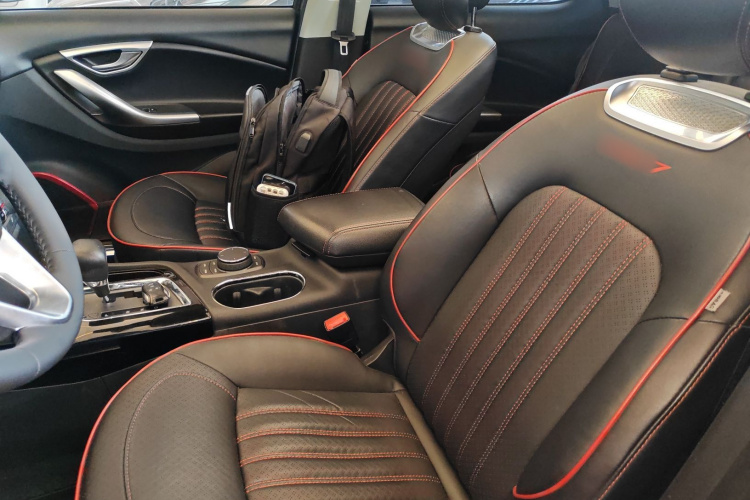 Soueast DX7 2017 car image #19