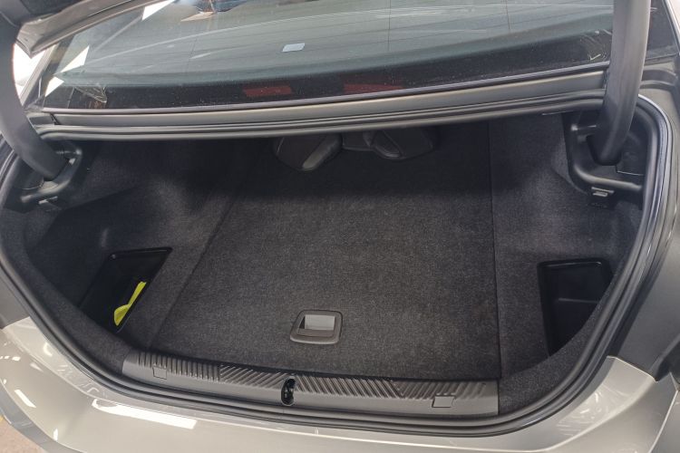 BMW i5 2024 image de voiture #19